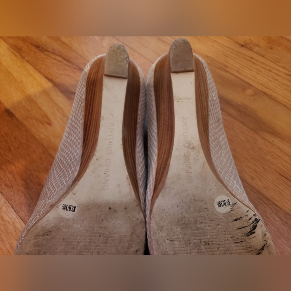 Arturo Chiang Nude Snakeskin Peep Toe Wedge 9 - Picture 5 of 9